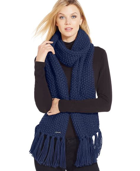 Michael Kors Seed Stitch Muffler with Fringe .